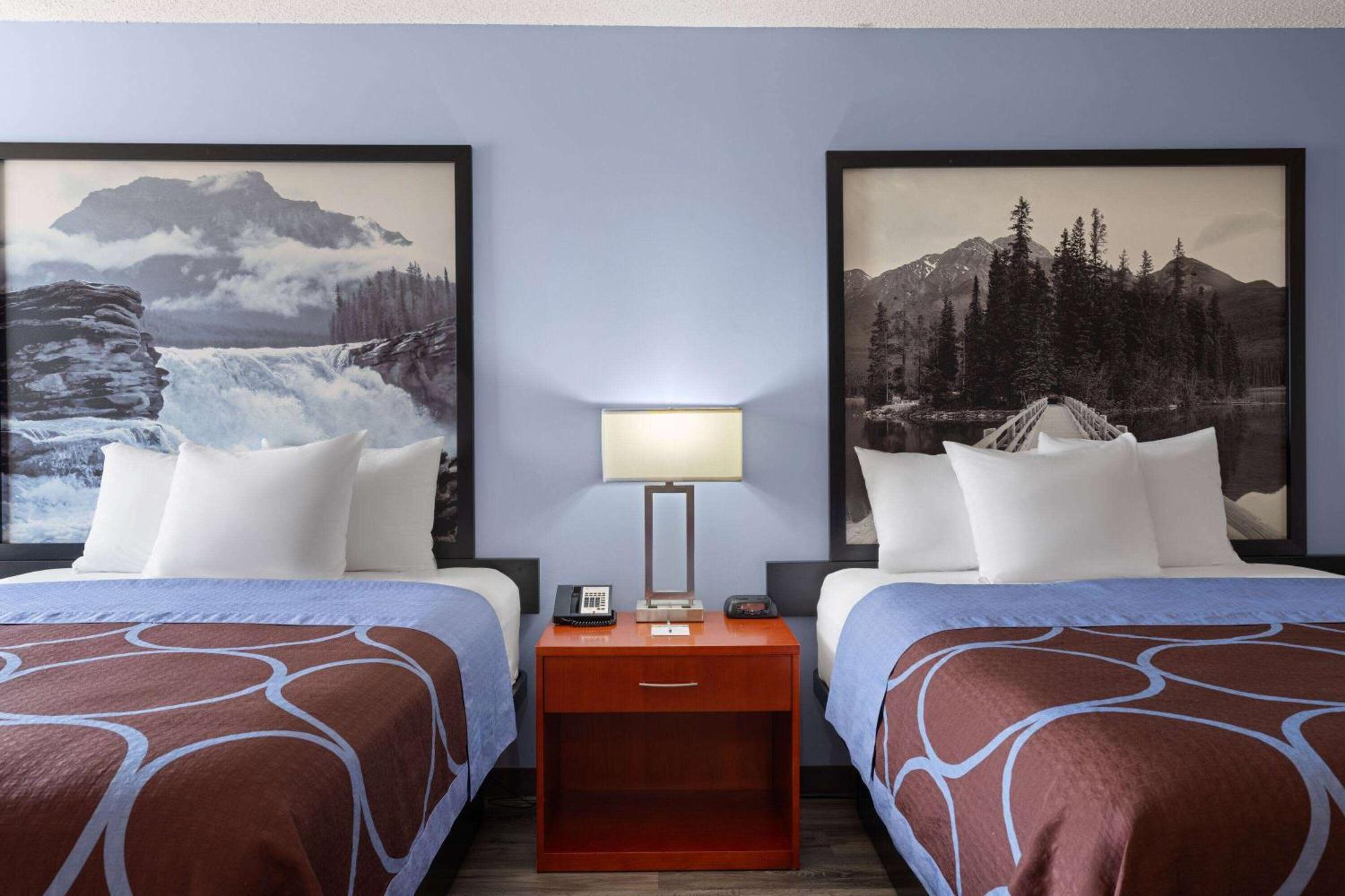Super 8 By Wyndham Sherwood Park/Edmonton Area Eksteriør billede