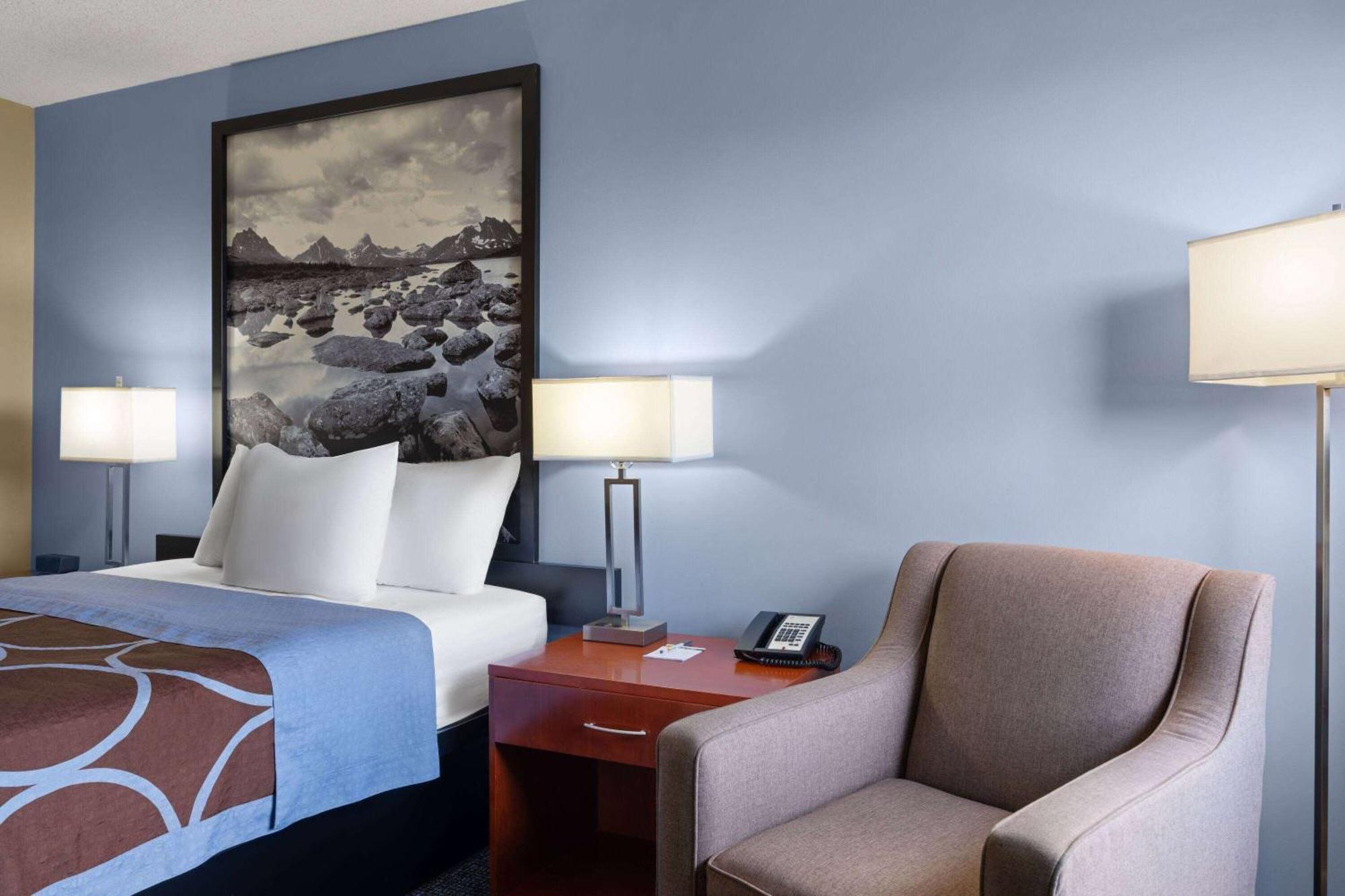 Super 8 By Wyndham Sherwood Park/Edmonton Area Eksteriør billede