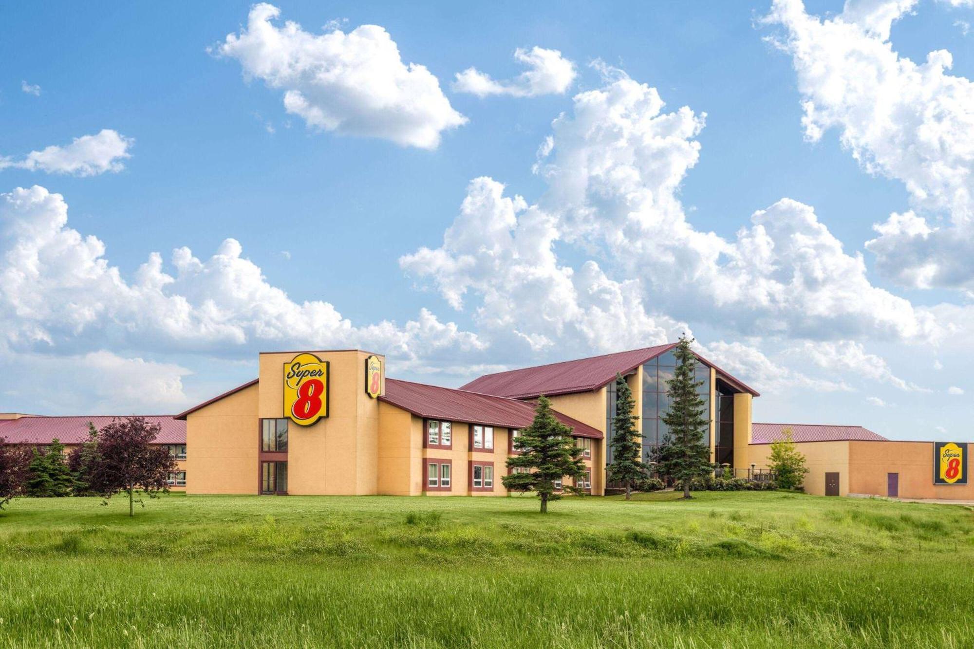 Super 8 By Wyndham Sherwood Park/Edmonton Area Eksteriør billede