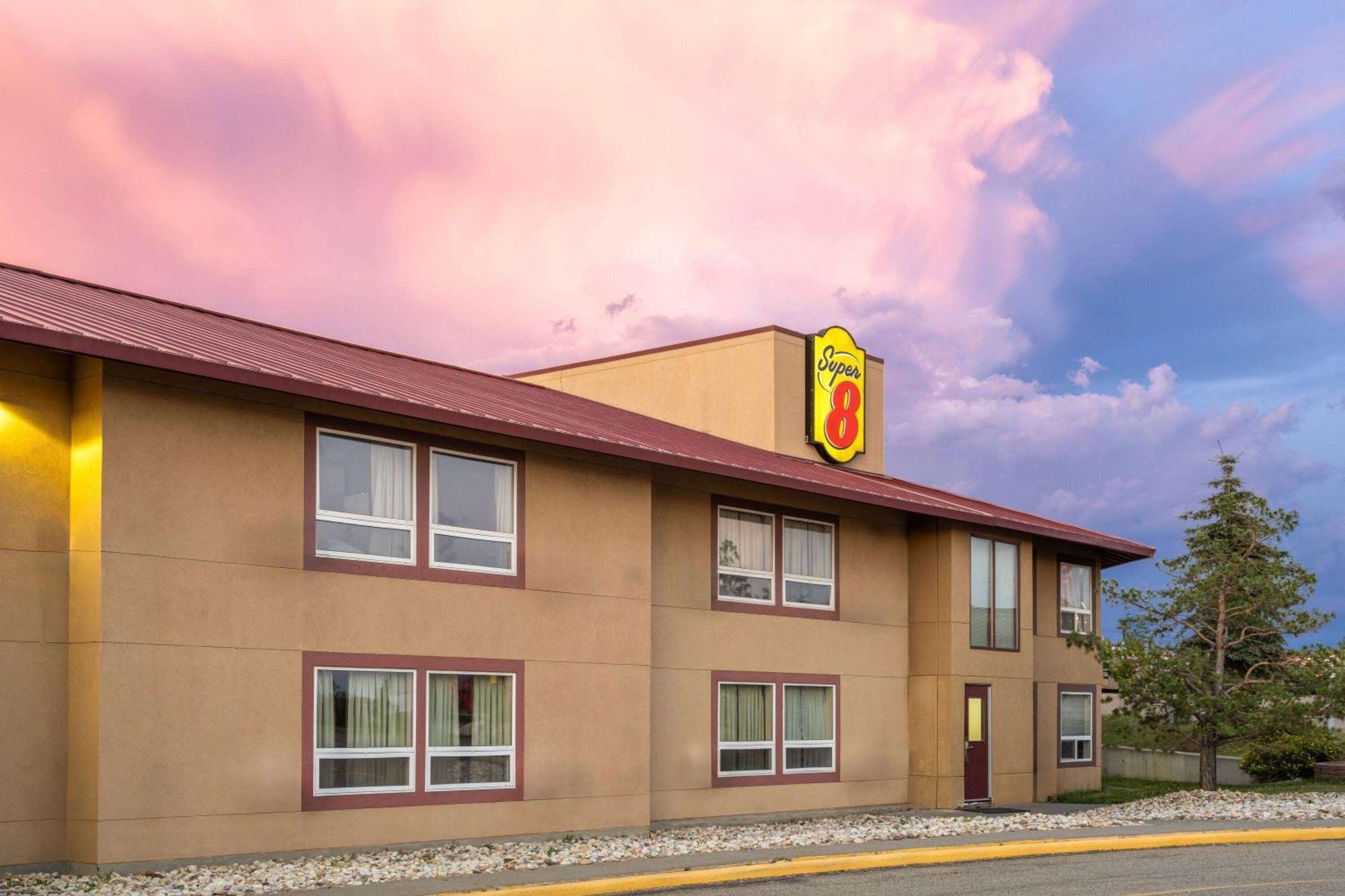 Super 8 By Wyndham Sherwood Park/Edmonton Area Eksteriør billede