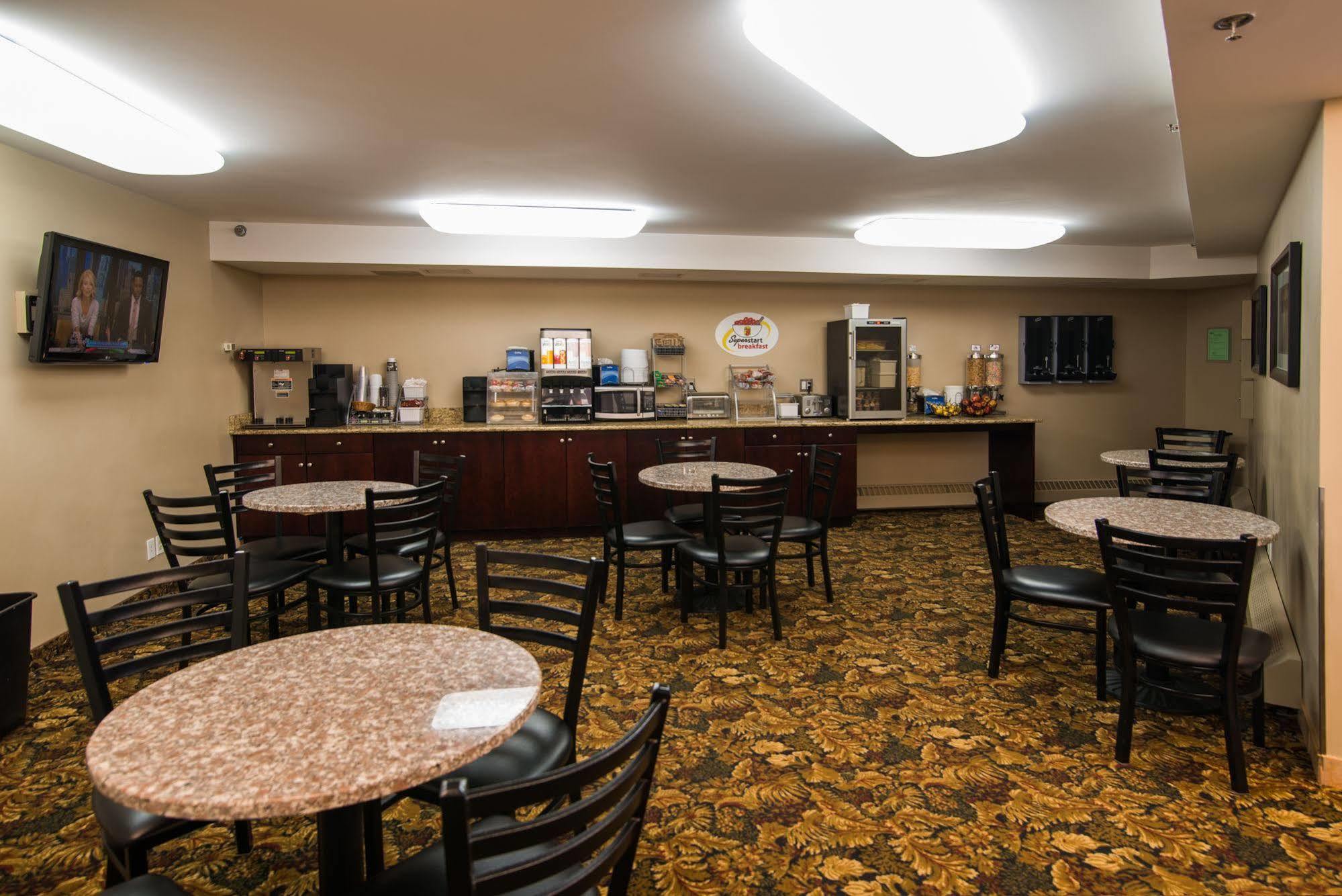 Super 8 By Wyndham Sherwood Park/Edmonton Area Eksteriør billede