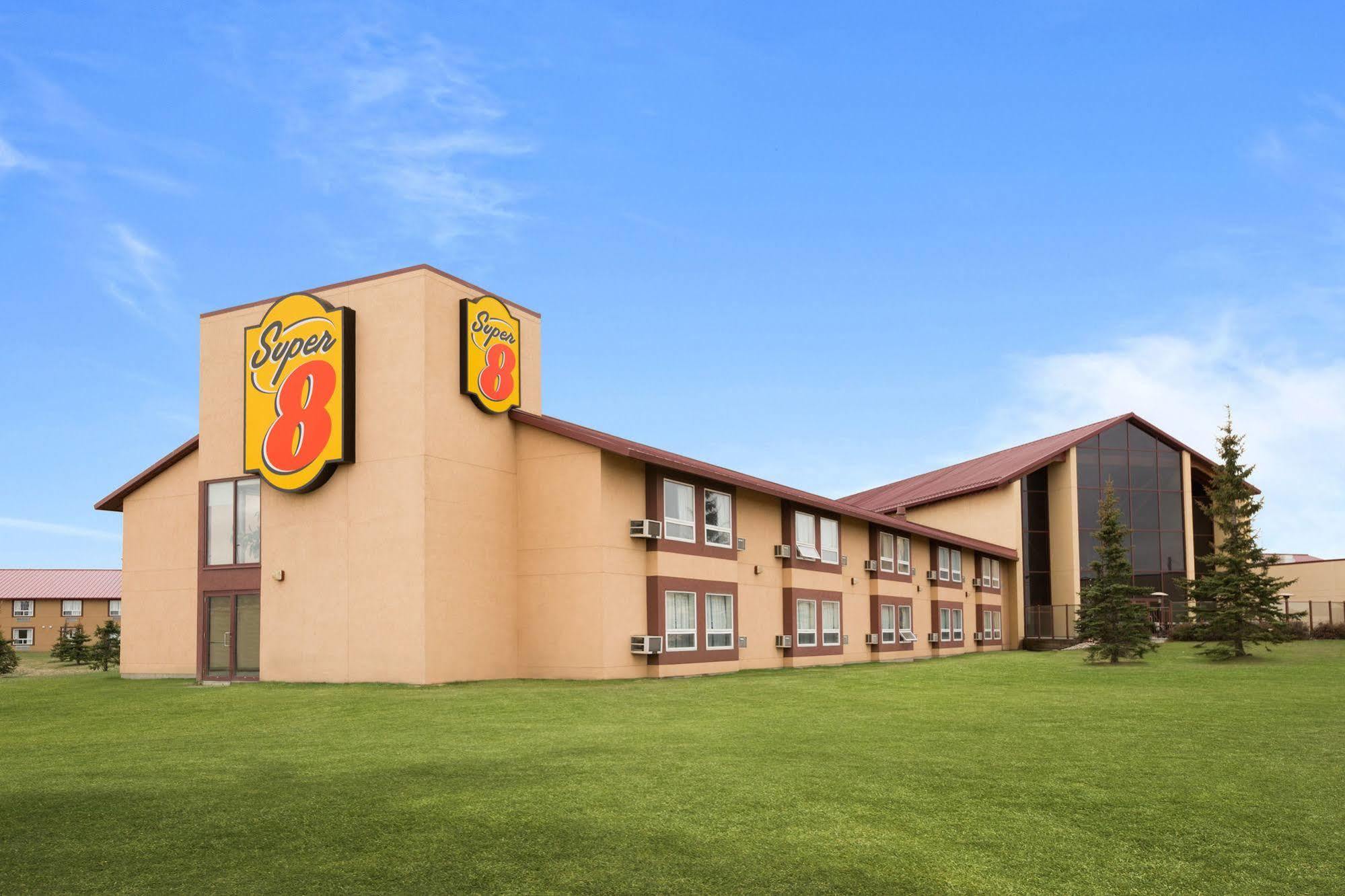 Super 8 By Wyndham Sherwood Park/Edmonton Area Eksteriør billede